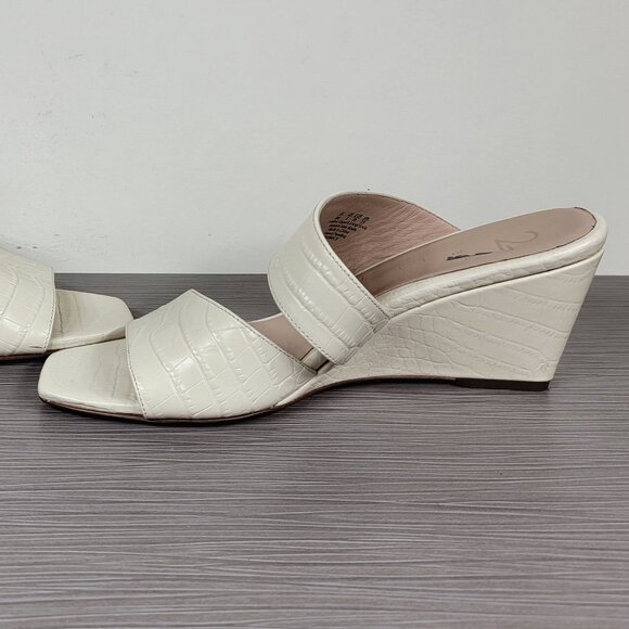 Naturalizer 27 Edit Venice Sandal, Ivory Croco Print Leather, Size 8 M / 38 - Picture 8 of 13